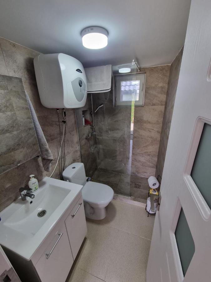 Casa Primitoare In Inima Naturii Si Padurii Rasca  Εξωτερικό φωτογραφία